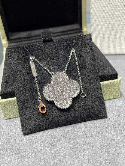 [Okajuri Jewelry]CLOVER 25MM LARGE PENDANT DIAMOND PAVED SILVER NECKLACE