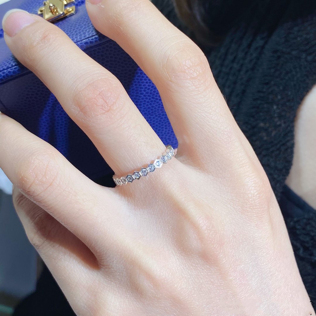 [Okajuri Jewelry]BEE LOVE DIAMOND PAVED SMALL RING