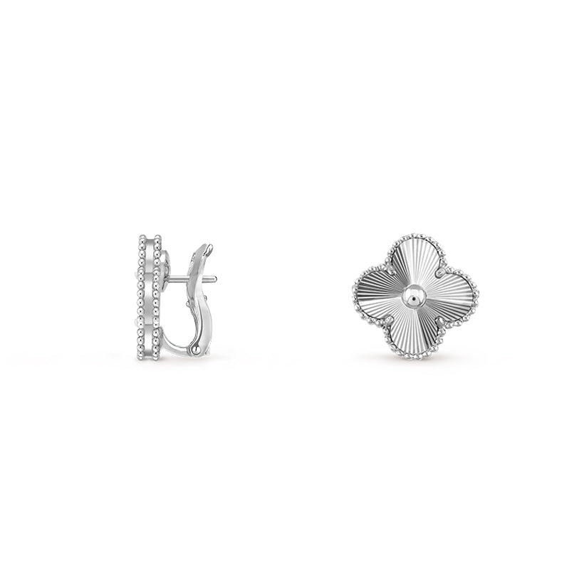 [Okajuri Jewelry] CLOVER SILVER 15MM MOP EARRINGS COLLECTION