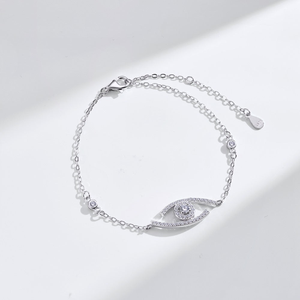 [Okajuri Jewelry]Lucky Eye Pave-Set Diamond Bracelet