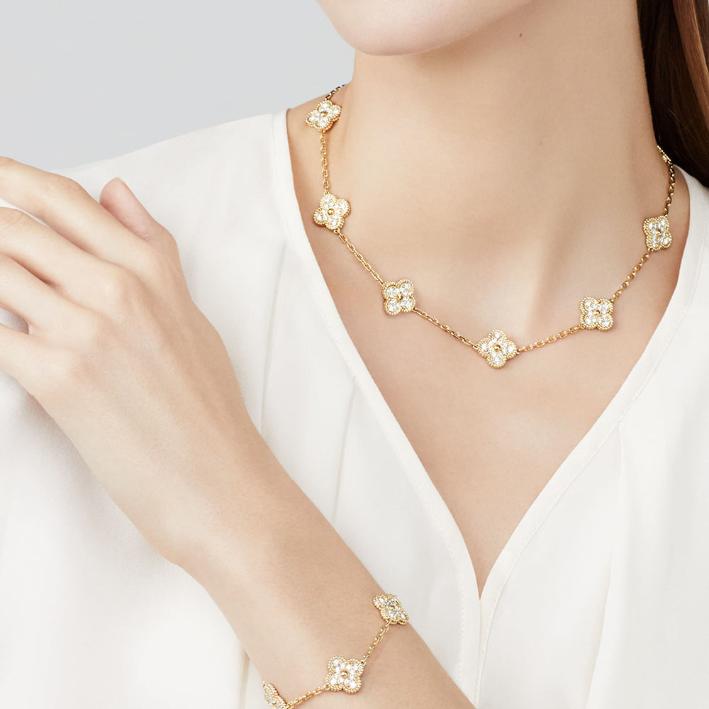 [Okajuri Jewelry]CLOVER 10 MOTIFS DIAMOND NECKLACE