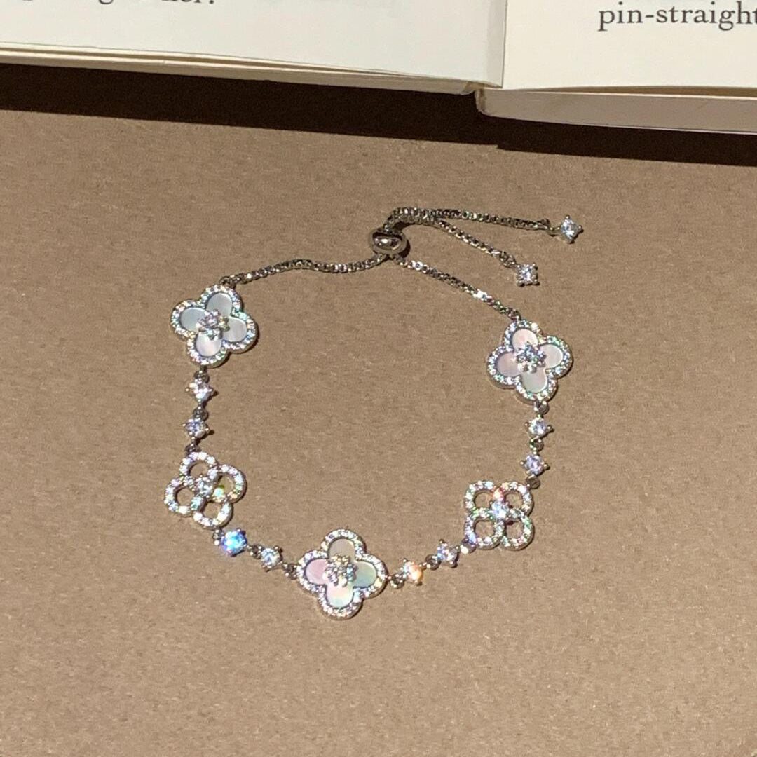 [Okajuri Jewelry] CLOVER 5 MOTIF PINK BLUE RED WHITE BRACELET