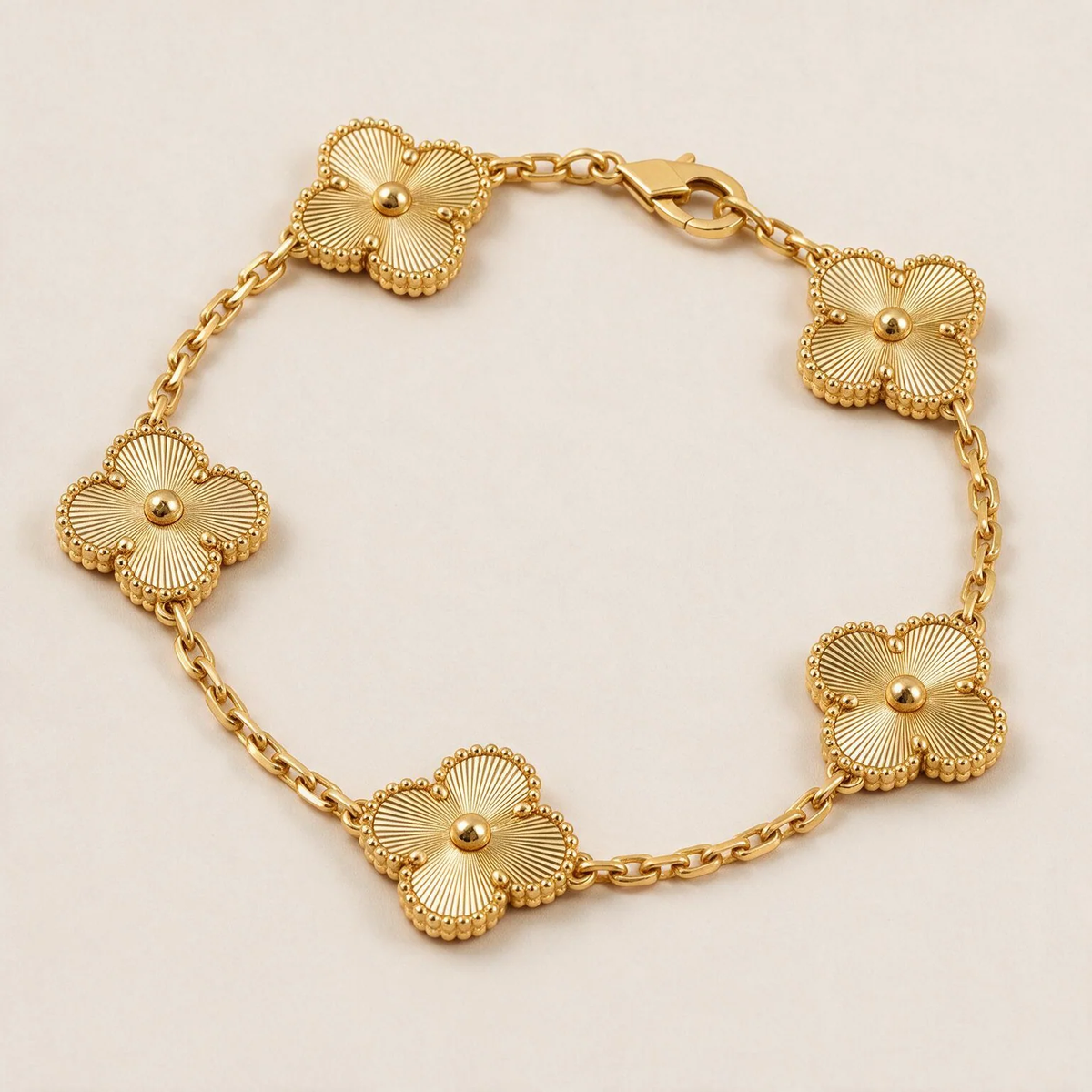 [Oakjuri™ Jewelry] ] Clover & Love & Juste 3-Piece Gold Bracelet Stack Set