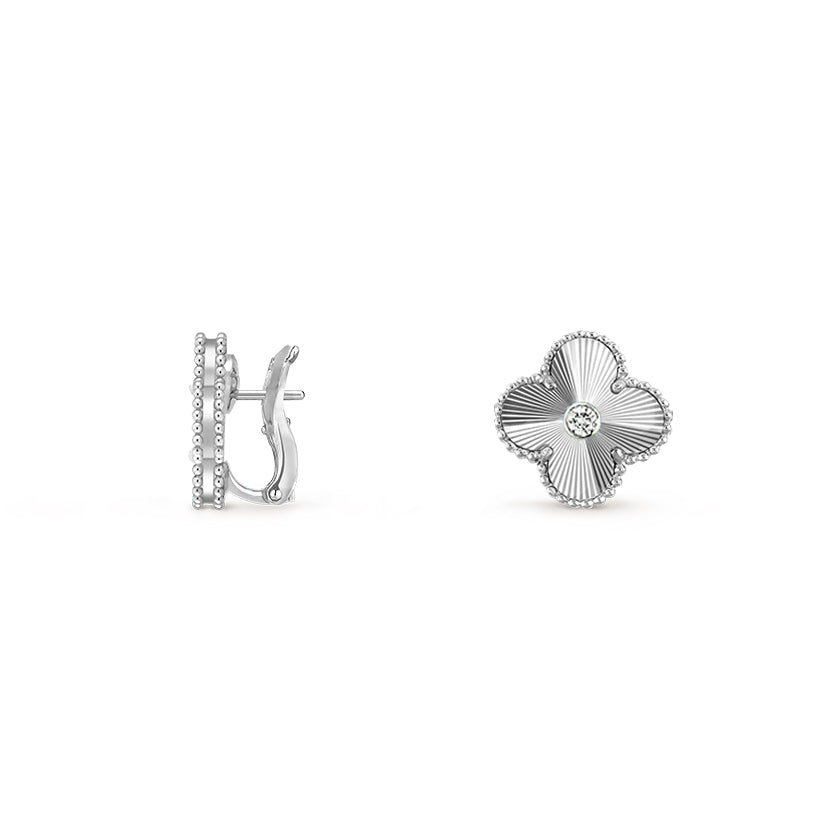 [Okajuri Jewelry] CLOVER SILVER 15MM MOP DIAMOND EARRINGS COLLECTION