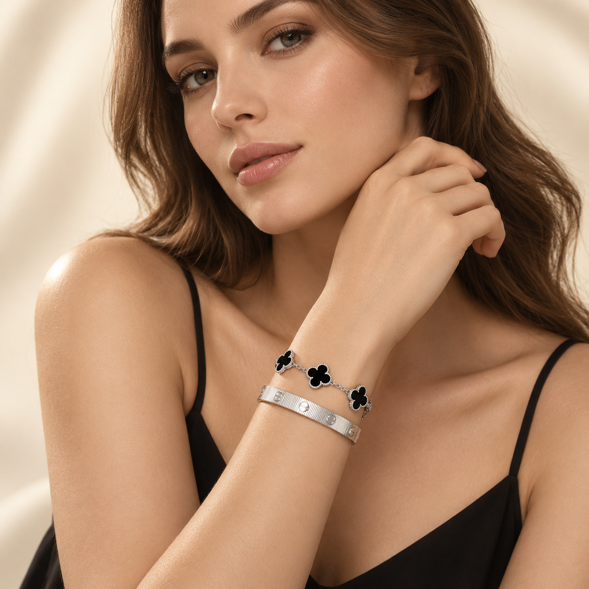 [Oakjuri™ Jewelry] ]Clover & Love Sliver 2-Piece Bracelet Stack Set