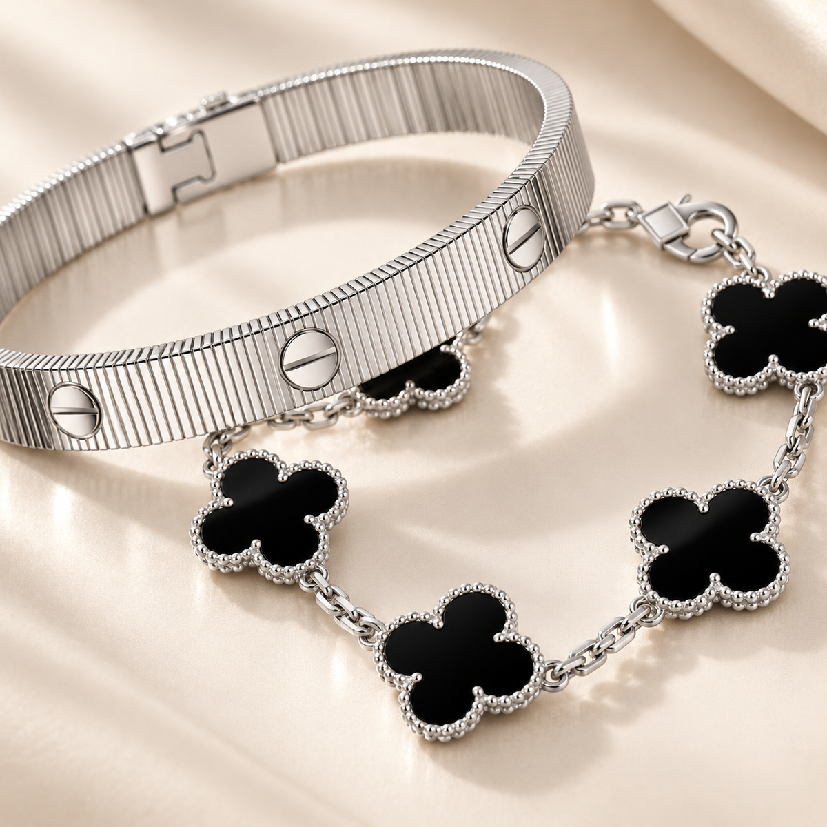 [Oakjuri™ Jewelry] ]Clover & Love Sliver 2-Piece Bracelet Stack Set