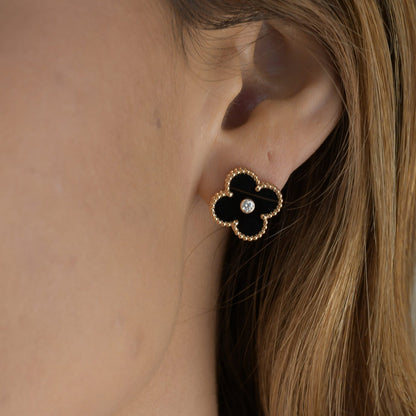 [Okajuri Jewelry]CLOVER MEDIUM 1 MOTIFS ONYX DIAMOND EARRINGS