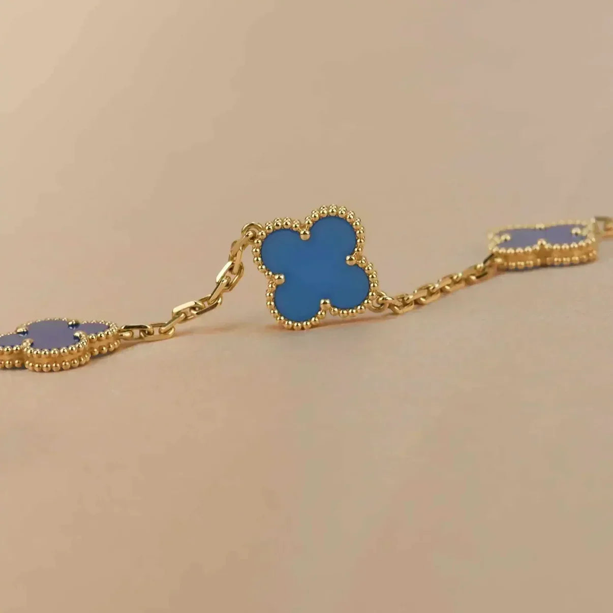 [Okajuri Jewelry] CLOVER 5 MOTIF BLUE AGATE BRACELET COLLECTION