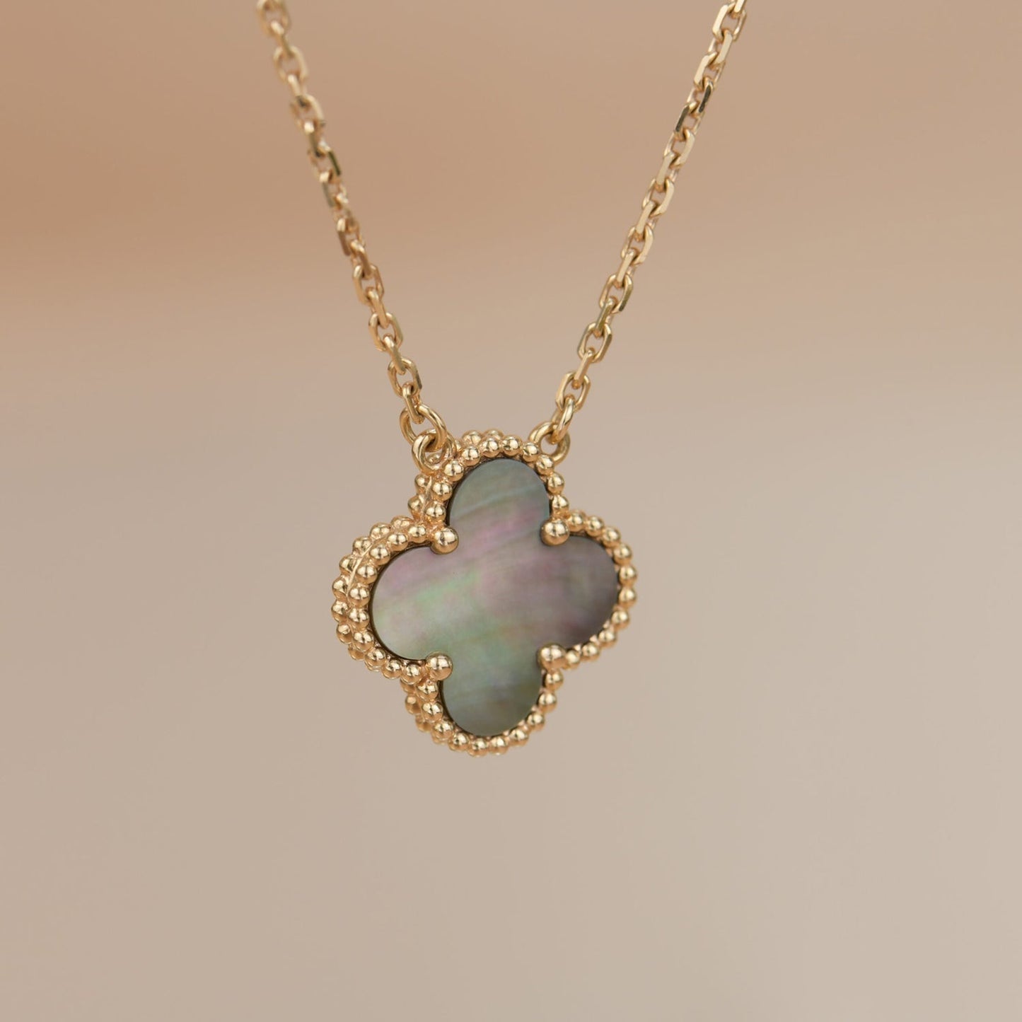 [Okajuri Jewelry]CLOVER 15MM  GRAY MOTHER OF PEARL NECKLACE