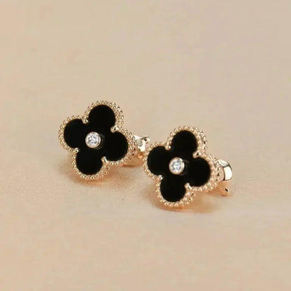 [Okajuri Jewelry]CLOVER MEDIUM 1 MOTIFS ONYX DIAMOND EARRINGS