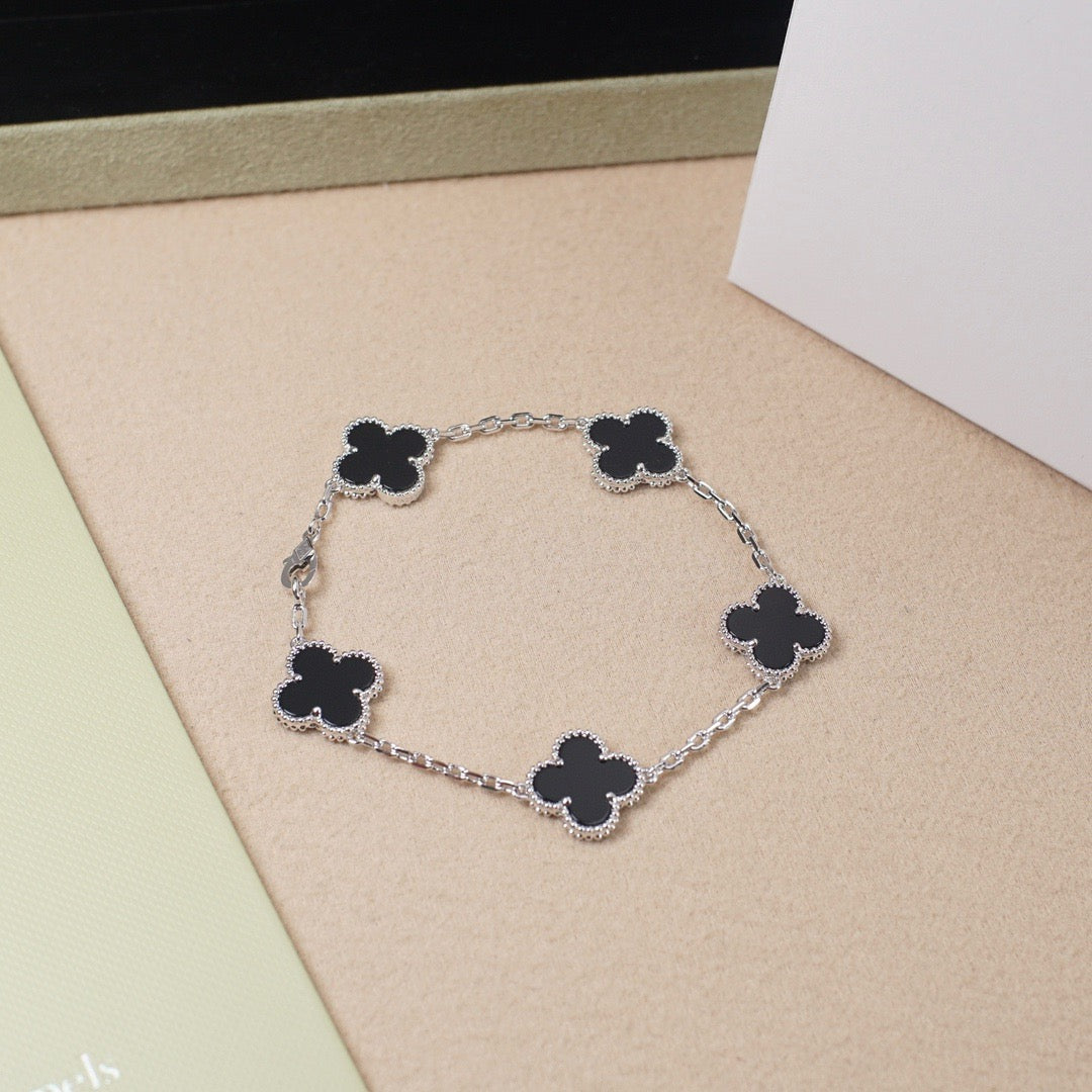 [Okajuri Jewelry]CLOVER 5 MOTIF ONYXS  BRACELET SILVER