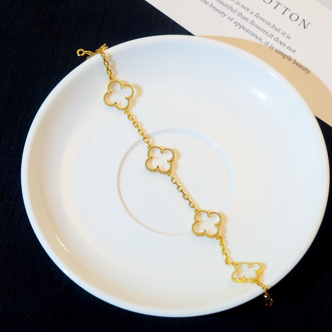 [Okajuri Jewelry]CLOVER 5 MOTIF ROCK CRYSTAL BRACELET