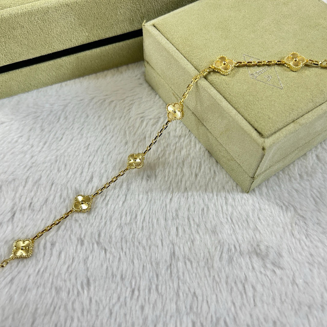 [Okajuri Jewelry]CLOVER 6 MOTIF DIAMOND BRACELET
