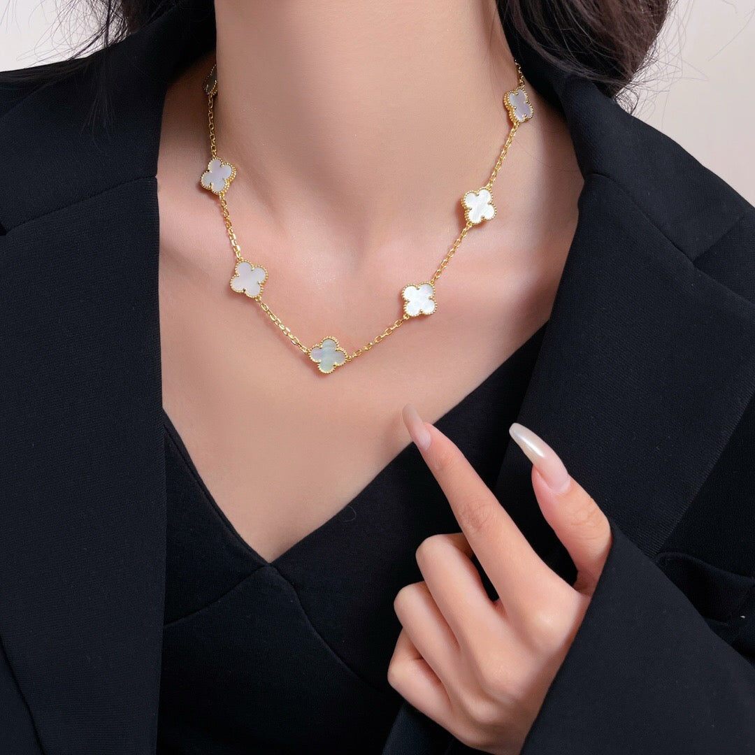 [Okajuri Jewelry] CLOVER 10 MOTIFS WHITE MOTHER OF PEARL NECKLACE