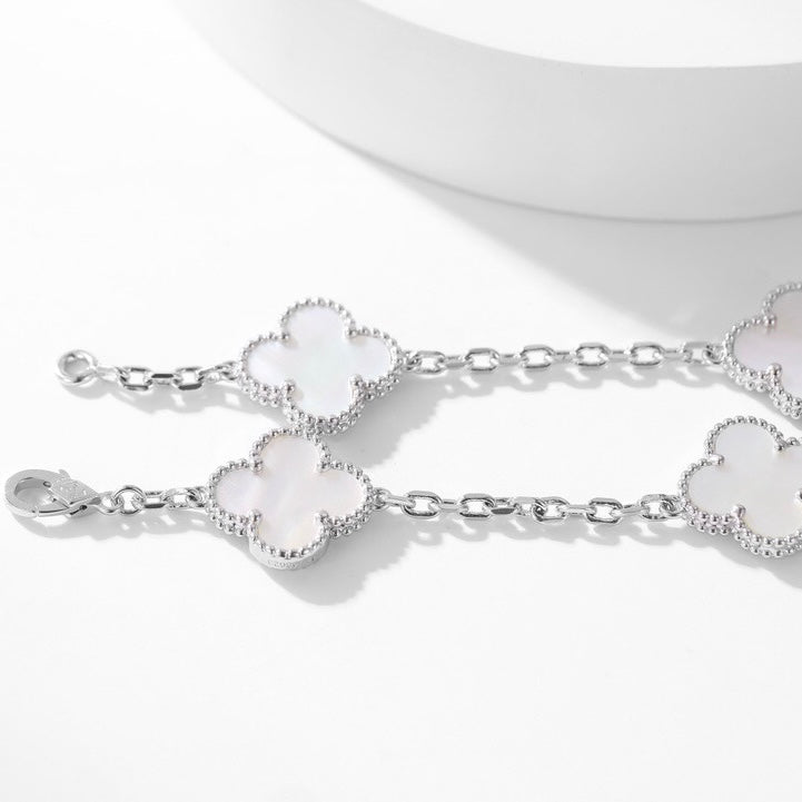 [Okajuri Jewelry]CLOVER 10 MOTIFS WHITE MOTHER OF PEARL NECKLACE
