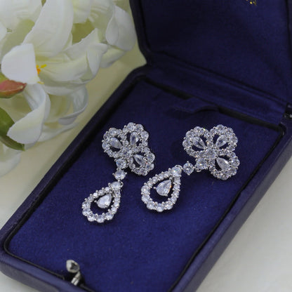 [Okajuri Jewelry] LOOP EARRINGS FULL MOTIF DIAMOND
