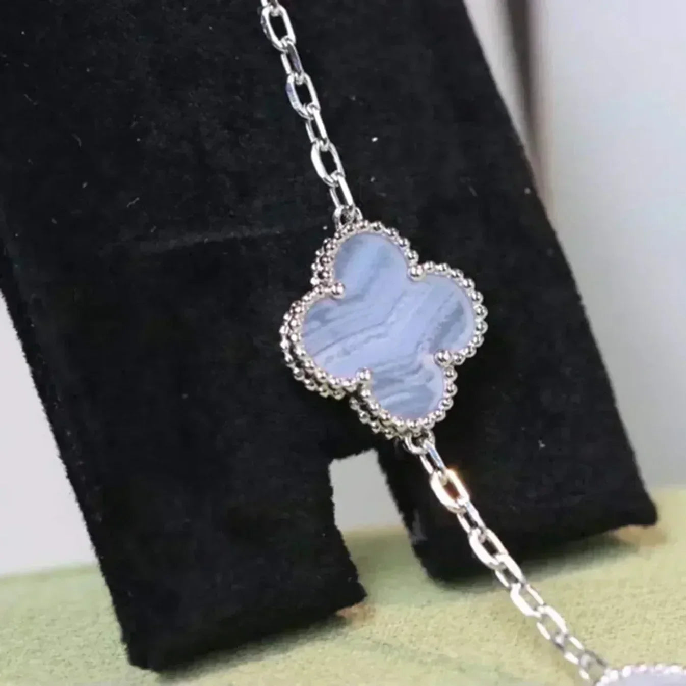[Okajuri Jewelry] CLOVER 5 MOTIF PURPLE CHALCEDONY BRACELET COLLECTION