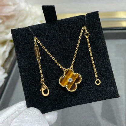 [Okajuri Jewelry]CLOVER 15MM DIAMOND AND YELLOW TIGER'S EYE AGATE necklace