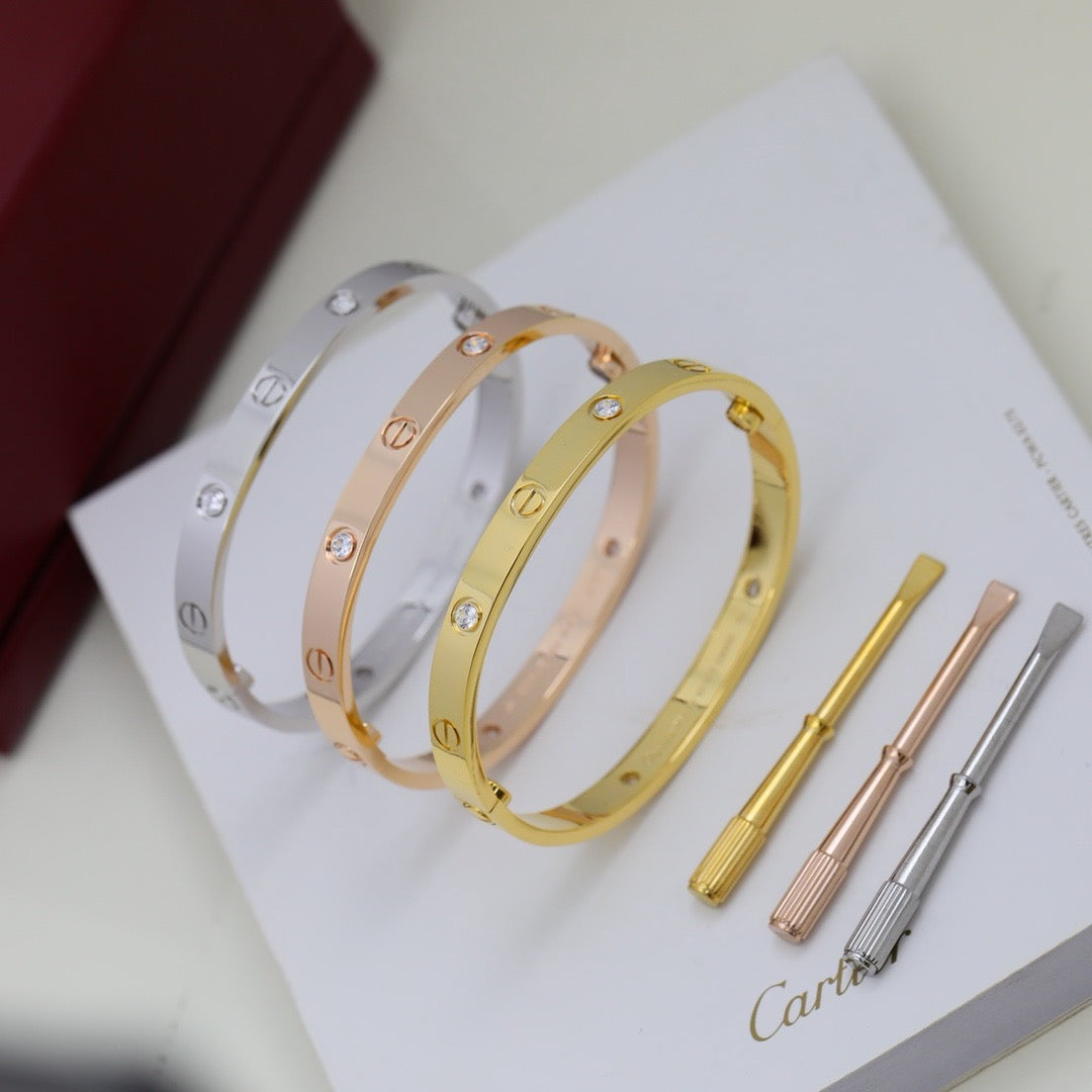[Okajuri Jewelry] LOVE BRACELET 6.1MM 4 DIAMONDS