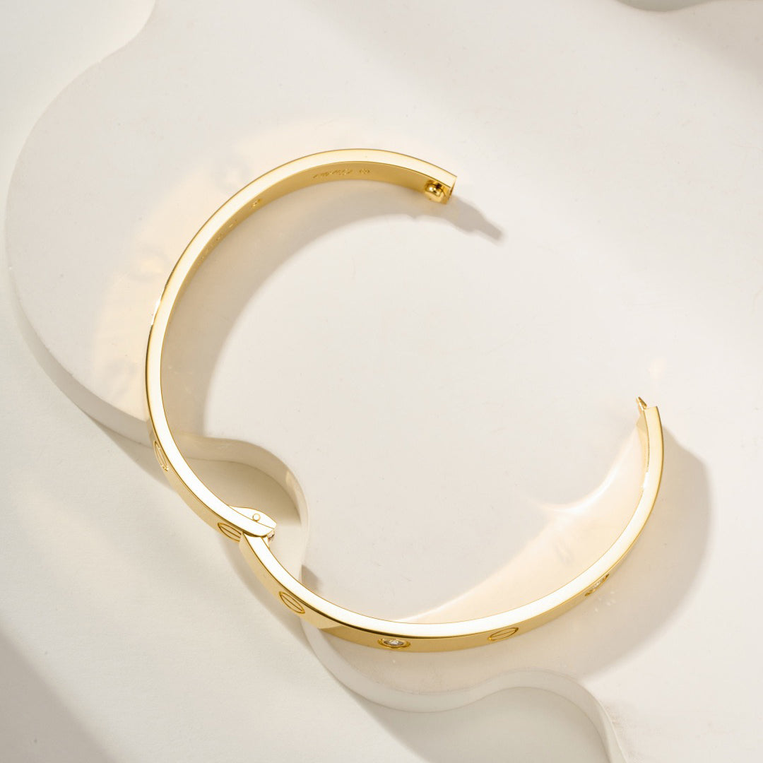 [Okajuri Jewelry] LOVE BRACELET 6.1MM 4 DIAMONDS