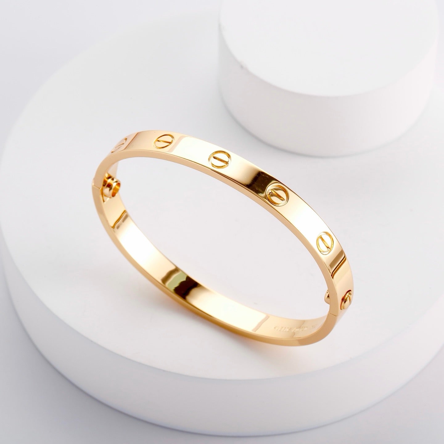 [Okajuri Jewelry] LOVE BRACELET 6.1MM NO DIAMONDS