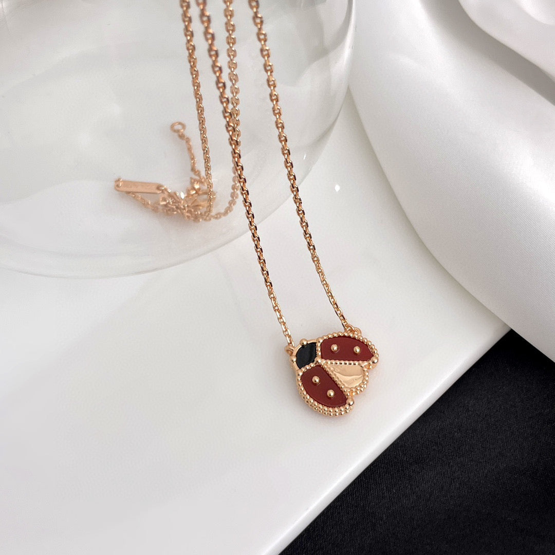 [Okajuri Jewelry]LUCKY  CARNELIANS LADYBUG NECKLACE