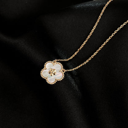 [Okajuri Jewelry]LUCKY  WHITE MOP  PLUM BLOSSOM NECKLACE