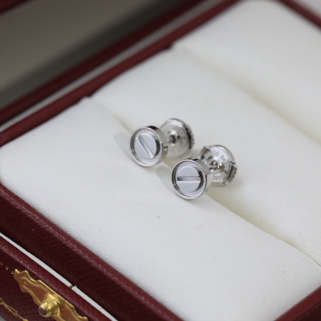[Okajuri Jewelry] LOVE EARRINGS 7.2MM