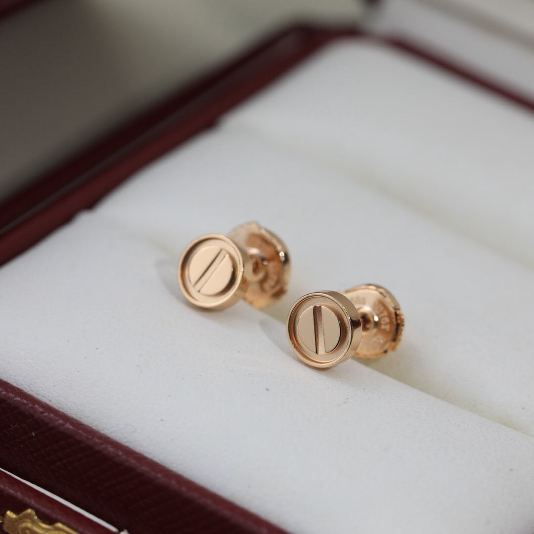 [Okajuri Jewelry] LOVE EARRINGS 7.2MM
