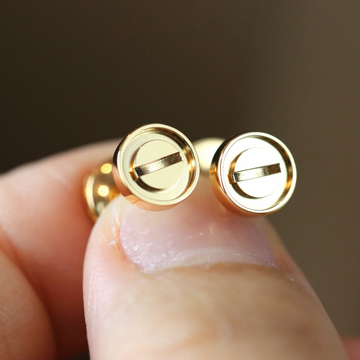 [Okajuri Jewelry] LOVE EARRINGS 7.2MM