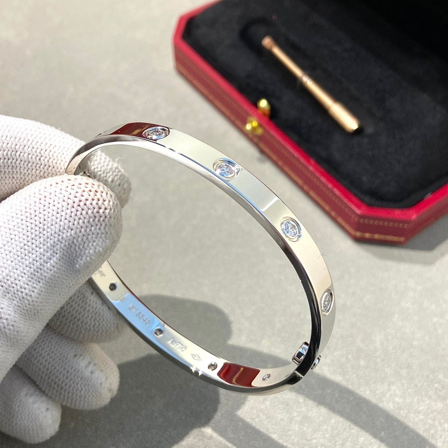 [Okajuri Jewelry] LOVE BRACELET 6.1MM 10 DIAMONDS