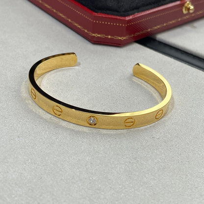 [Okajuri Jewelry] LOVE BRACELET 6.1MM 1 DIAMOND OPEN CUFF