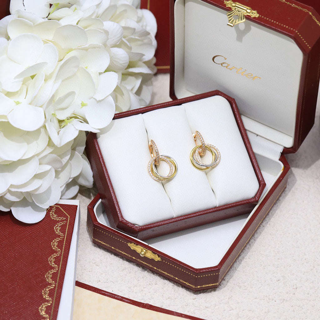 [Okajuri Jewelry] TRINITY HALF DIAMOND  EARRINGS