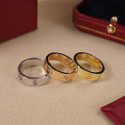 [Okajuri Jewelry] LOVE 5.5MM 3 DIAMOND RING