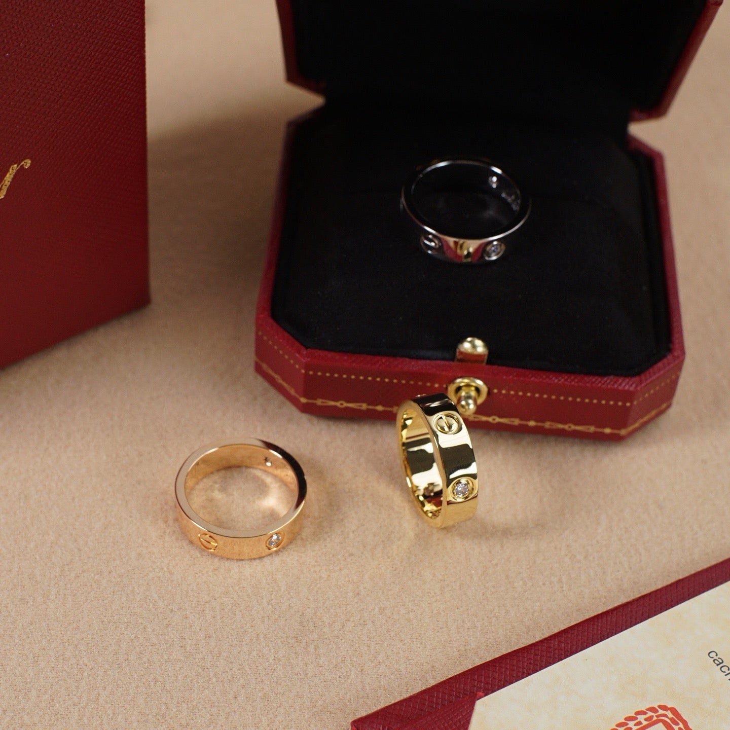 [Okajuri Jewelry] LOVE 5.5MM 3 DIAMOND RING