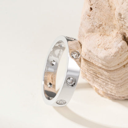[Okajuri Jewelry] LOVE 4MM 8 DIAMOND RING