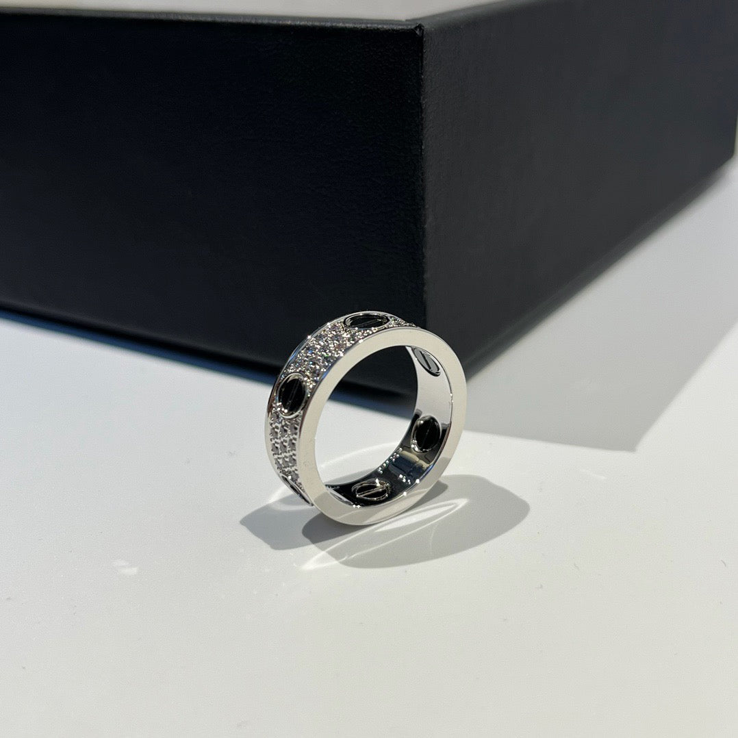 [Okajuri Jewelry] LOVE RING 5.5MM DIAMONDS PAVED CERAMIC