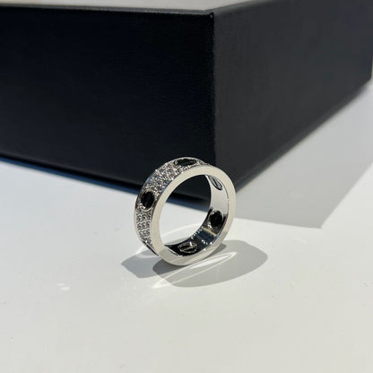 [Okajuri Jewelry] LOVE RING 5.5MM DIAMONDS PAVED CERAMIC