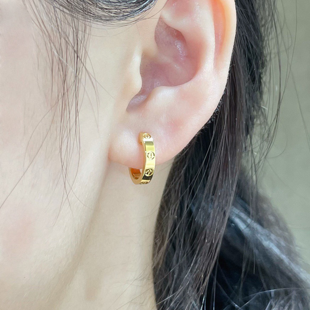 [Okajuri Jewelry] LOVE EARRINGS 2.65 MM NO DIAMOND SMALL