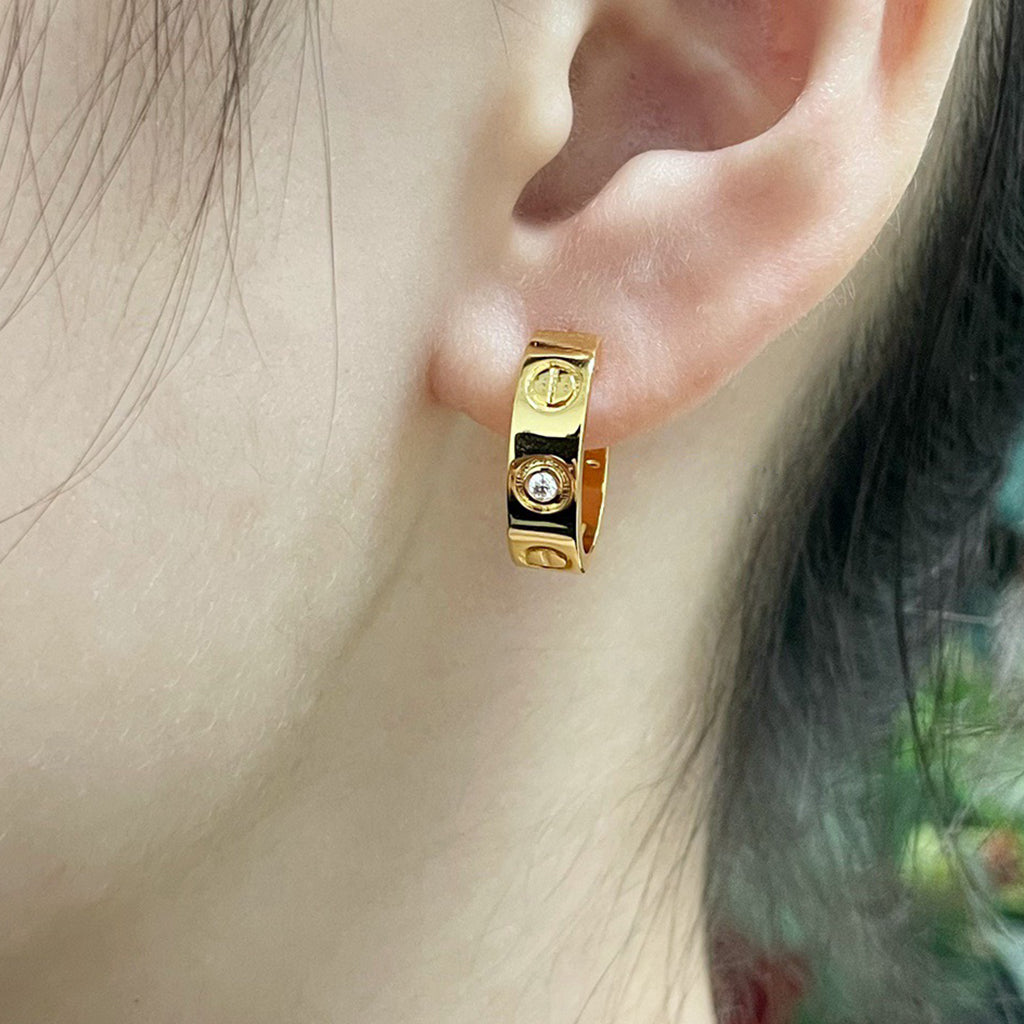 [Okajuri Jewelry] LOVE EARRINGS 5.7MM 2 DIAMONDS