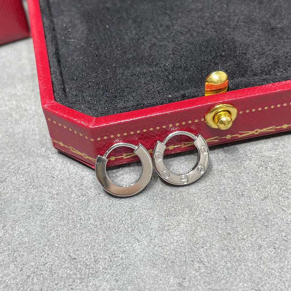 [Okajuri Jewelry] LOVE MINI EARRINGS