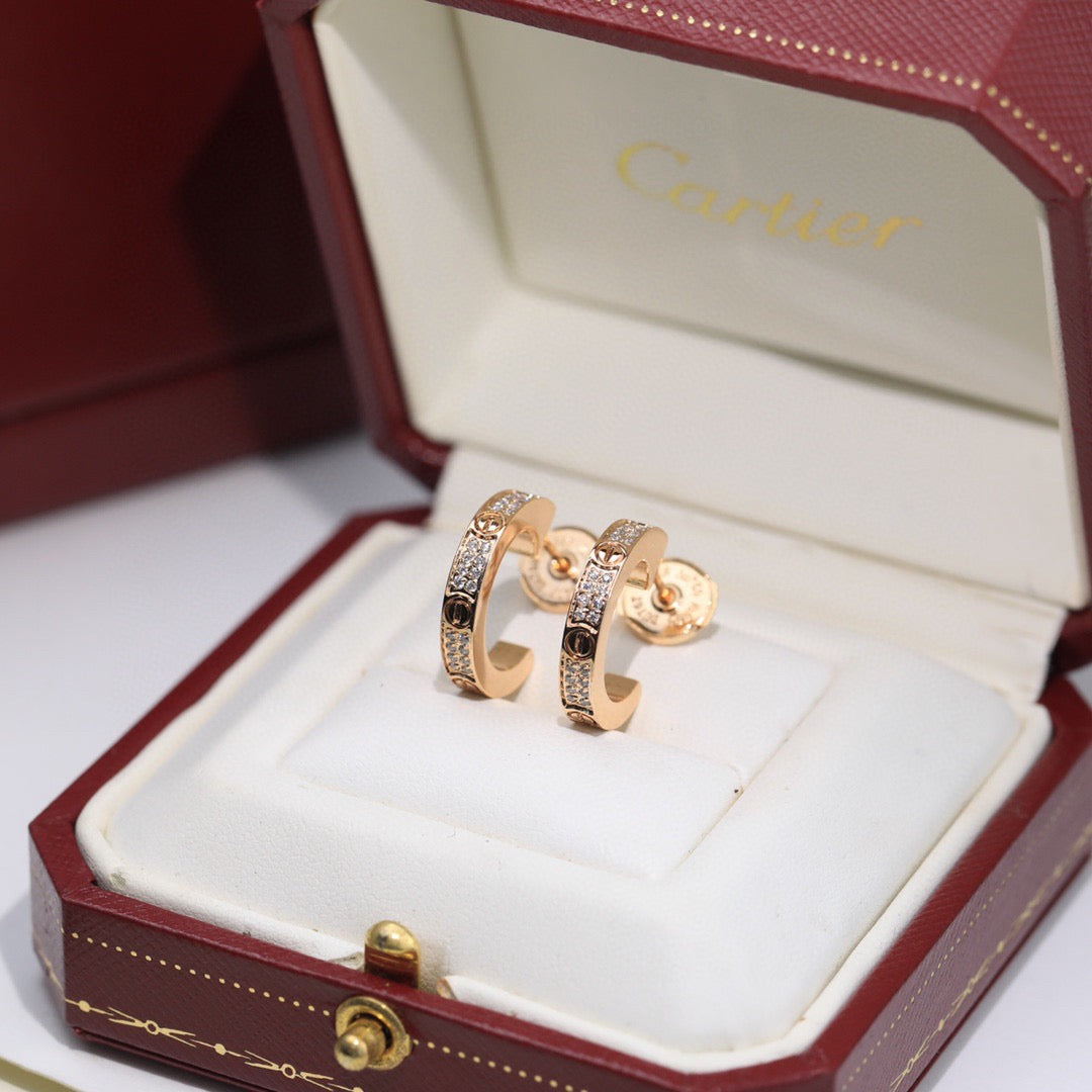[Okajuri Jewelry] LOVE 5.5MM DIAMOND PAVED EARRINGS