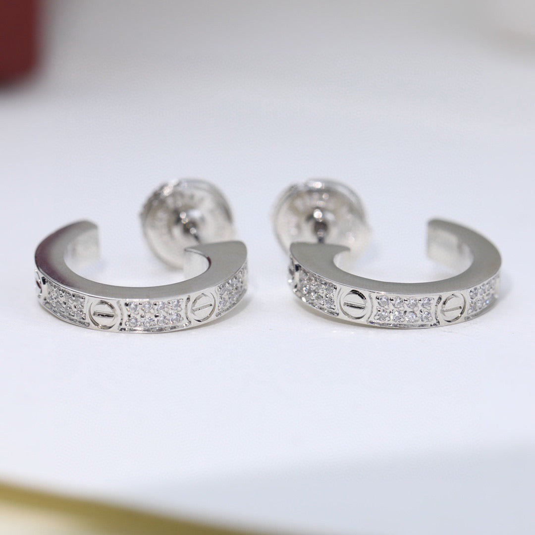 [Okajuri Jewelry] LOVE 5.5MM DIAMOND PAVED EARRINGS
