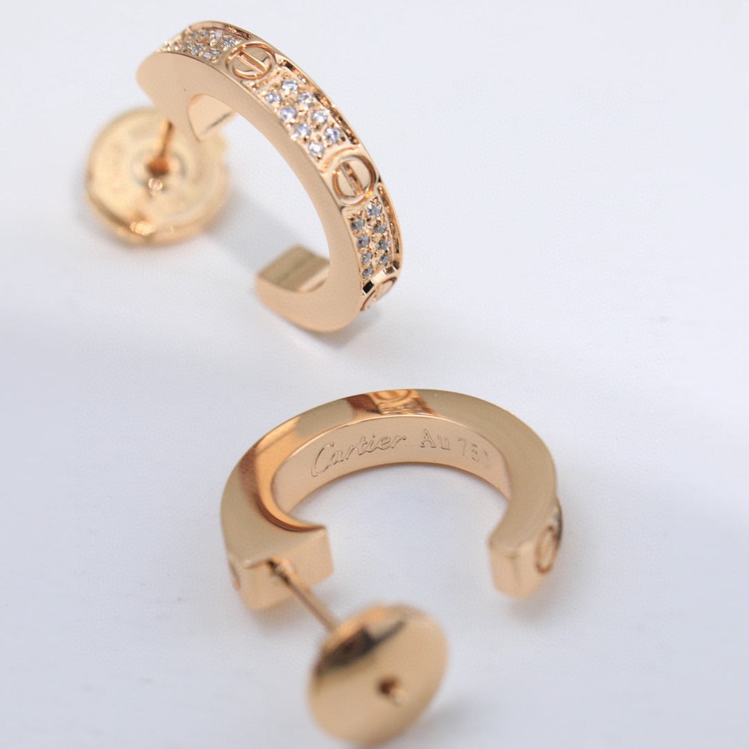 [Okajuri Jewelry] LOVE 5.5MM DIAMOND PAVED EARRINGS