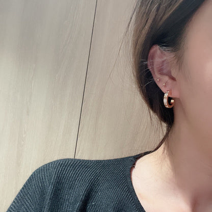 [Okajuri Jewelry] LOVE 5.5MM DIAMOND PAVED EARRINGS