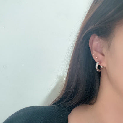 [Okajuri Jewelry] LOVE 5.5MM DIAMOND PAVED EARRINGS
