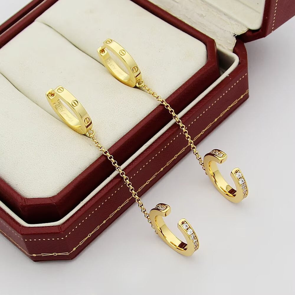[Okajuri Jewelry] LOVE 3.0MM HALF DIAMOND EARRINGS