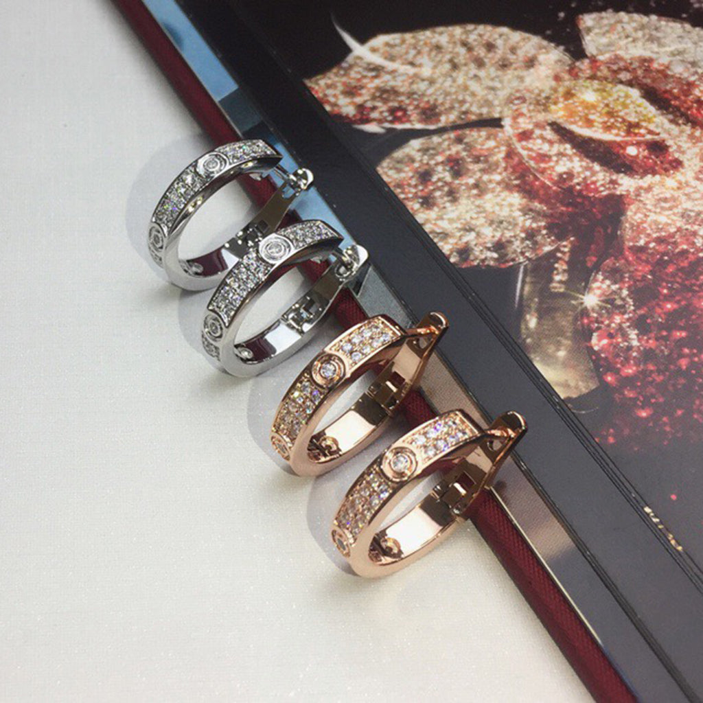 [Okajuri Jewelry] LOVE 5.5MM DIAMOND PAVED EARRINGS