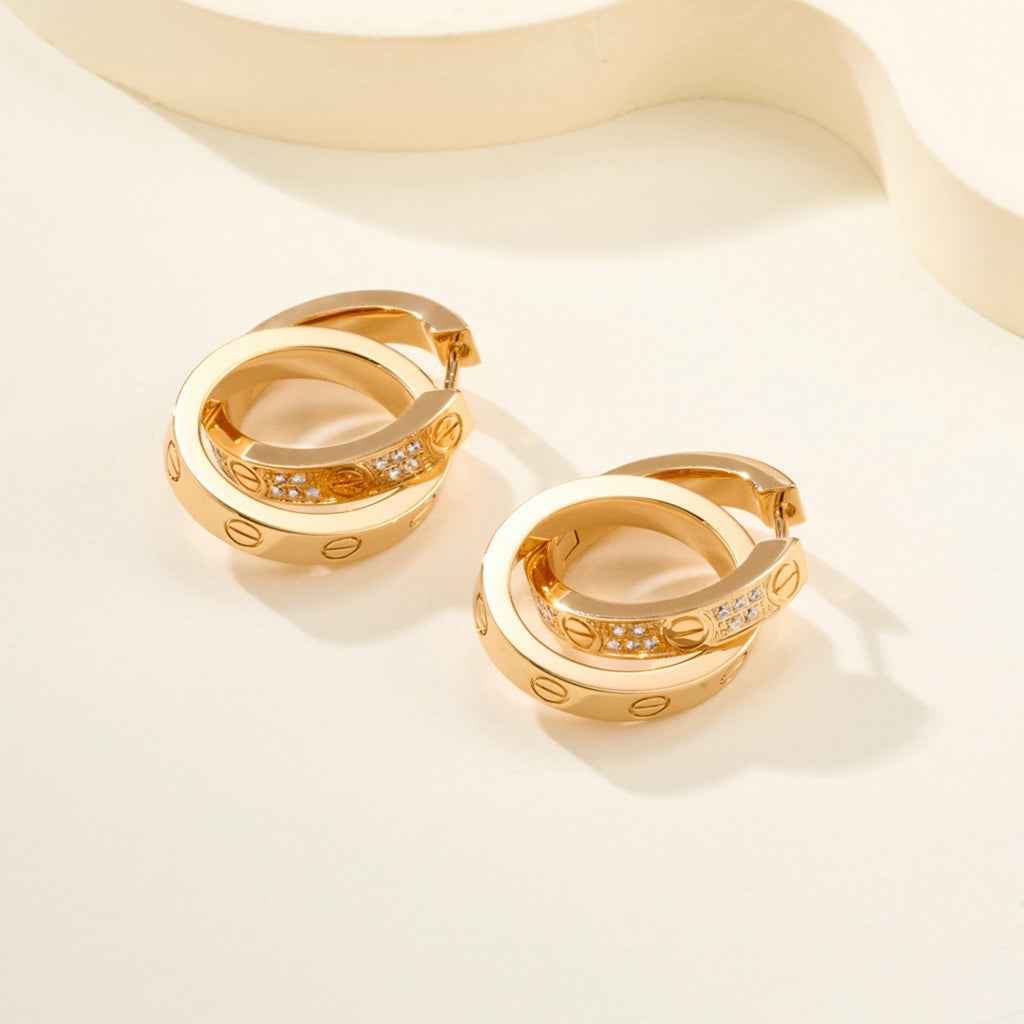 [Okajuri Jewelry] LOVE 3.3MM DANGLE HALF DIAMOND EARRINGS