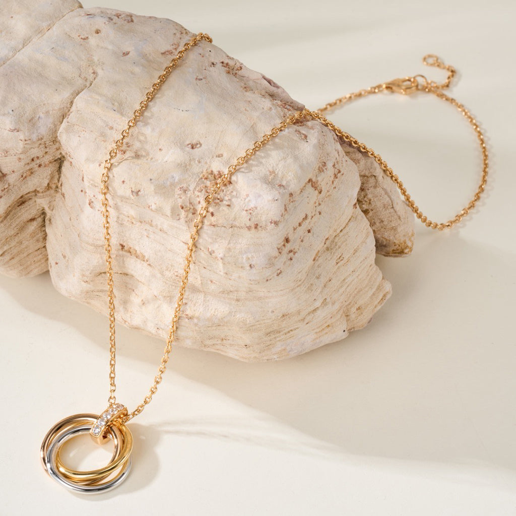 [Okajuri Jewelry] TRINITY MEDIUM  DIAMONDS NECKLACE